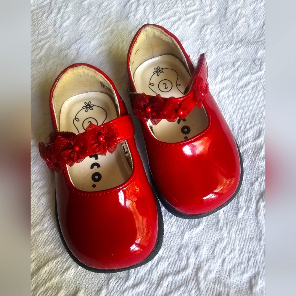 Circo Ruby Red Baby 'Dorthy' Shoes with Floral Strap Like New Size 2